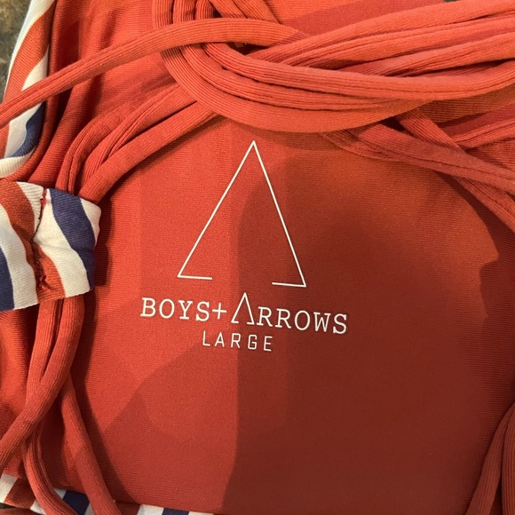 Boys + Arrows Dylan Top in Yankee - Picture 3 of 3